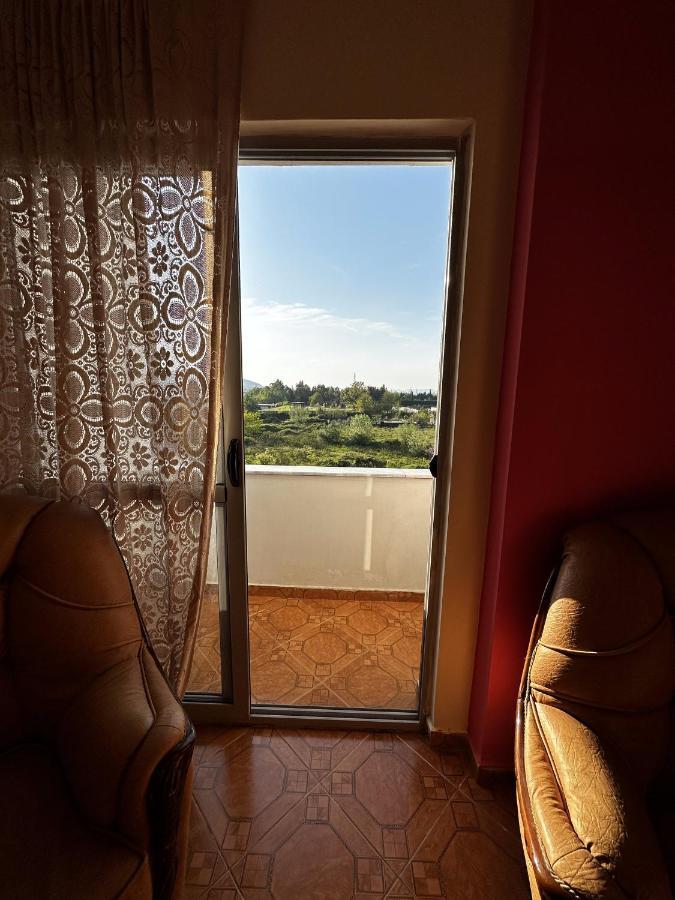 Sunny Riverside Tirana'S Oasis - Breakfast & Dinner Ngoại thất bức ảnh