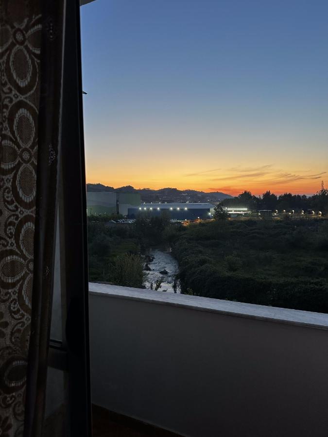 Sunny Riverside Tirana'S Oasis - Breakfast & Dinner Ngoại thất bức ảnh